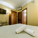 Luxury H 2000 Bed & Breakfast Rome