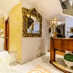 Luxury H 2000 Bed & Breakfast 3*