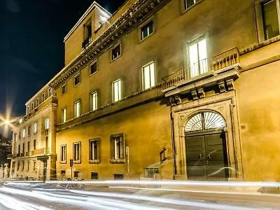 Luxury H 2000 3* Rome