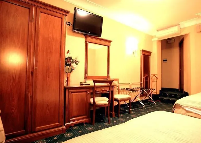 Luxury H 2000 Bed & Breakfast Rome