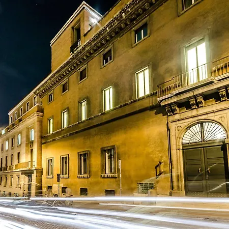 Nocleg ze śniadaniem Luxury H 2000 3*