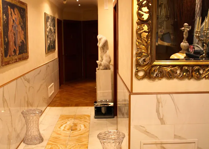 Luxury H 2000 Couette-café Rome