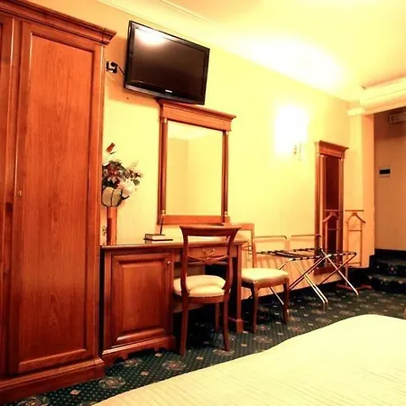Luxury H 2000 Alojamento de Acomodação e Pequeno-almoço Roma