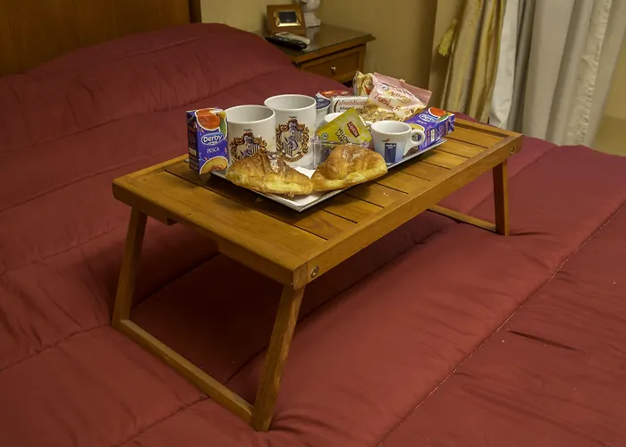 Luxury H 2000 Bed and breakfast 3*