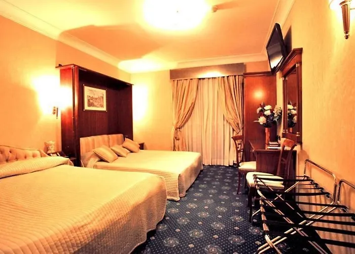 Luxury H 2000 3*